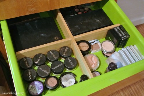 Rangement maquillage 
